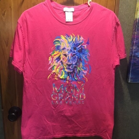 NWOT Women’s Sz. M Cotton Tee S/S MGM Lion Print - Picture 2 of 8